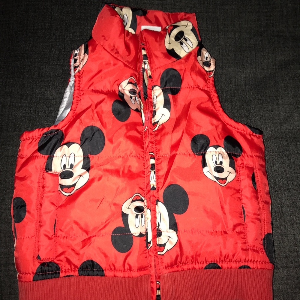 Adorable Disney Puffer 18-24mos 2T